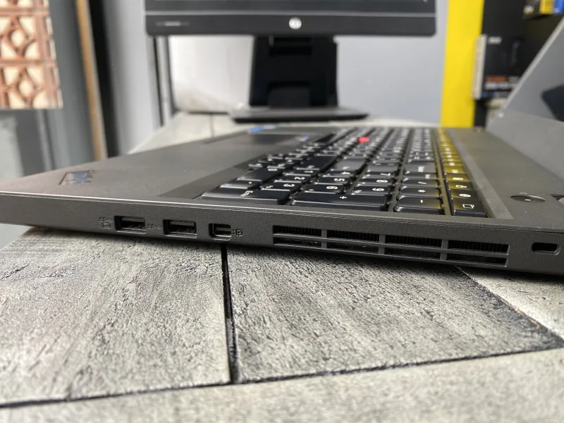 Lenovo ThinkPad P50S Core i7-6600U